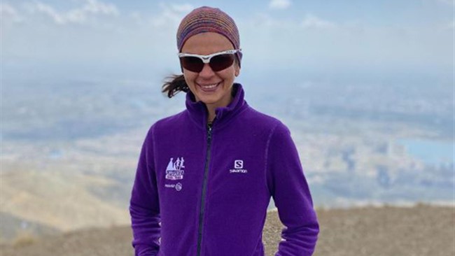 نگار سماک‌نژاد نخستین زن ایرانی است که مسیر ۱۷۱ کیلومتری کوهستانی مسابقه UTMB را دوید و حالا قرار است بشود اولین زنی که قله دماوند را پشت هم از چهار جبهه صعود می‌کند.