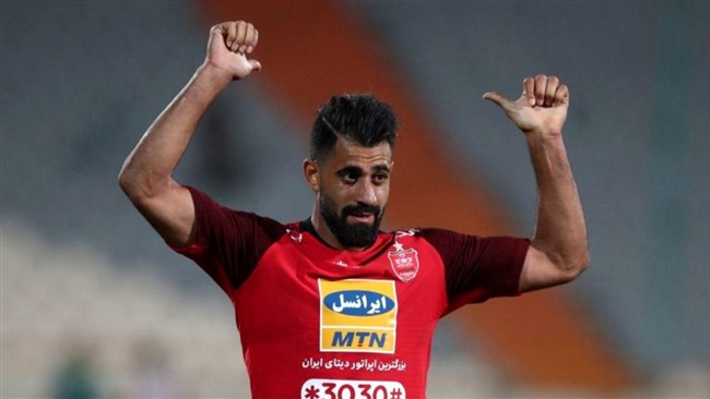 محمدحسین کنعانی‌زادگان اولین دیدار رسمی خود در ترکیب تیم جدیدش الاهلی را در لیگ ستارگان برابر القطر با تساوی بدون گل پشت سرگذاشت. او همچنین از دلایل جدایی اش از پرسپولیس توضیحاتی داد.