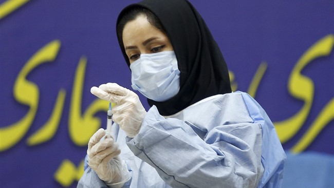 دبیر ستاد امر به معروف و نهی از منکر اصفهان در اظهارنظری لمس دست نامحرم هنگام تزریق واکسن را حرام خواند.
