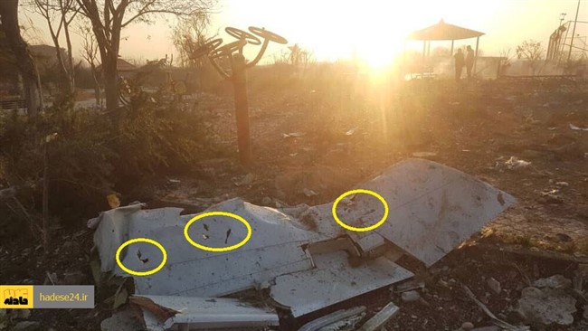 7 نفر از پرواز اوکراین جا ماندند که فقط اسم دو نفر تاکنون اعلام شده و حلقه مفقوده و علت شلیک به این هواپیما را در نام آن پنج نفر جویا باشید.
