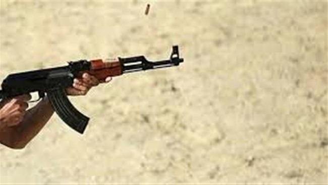 رییس پلیس آگاهی سیستان و بلوچستان از قتل مرد ۴۶ ساله و مادر ۷۴ساله وی توسط سرنشینان مسلح یک دستگاه خودروی پژو ۴۰۵ در خیابان جانبازان زاهدان خبر داد.