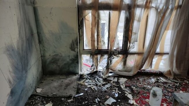 بر اثر نشت گاز و انفجار منزل مسکونی در اصفهان ۵ نفر راهی بیمارستان شدند.