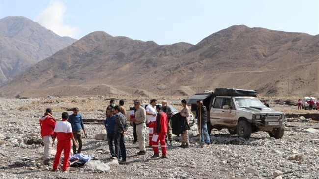 رئیس جمعیت هلال احمر لرستان از نجات دو گردشگر در ارتفاعات «آب تاف» شهرستان پلدختر خبر داد.