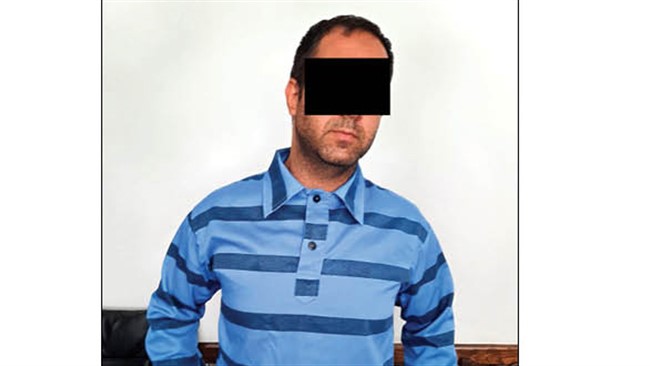 مرد جوانی که چندی قبل به جرم حمل و نگهداری ۱۰ کیلومواد مخدر حکم اعدام گرفته بود، پس از سالها متواری بودن، سرانجام به اتهام سرقت از خانه‌های شرق تهران دستگیر شد.