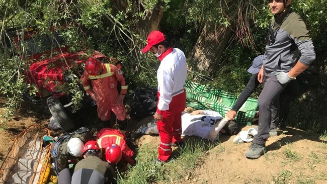 مدیرعامل جمعیت هلال احمر البرز گفت: عملیات امداد و نجات سقوط یک طبیعتگرد از ارتفاعات جاده کرج-چالوس انجام شد.