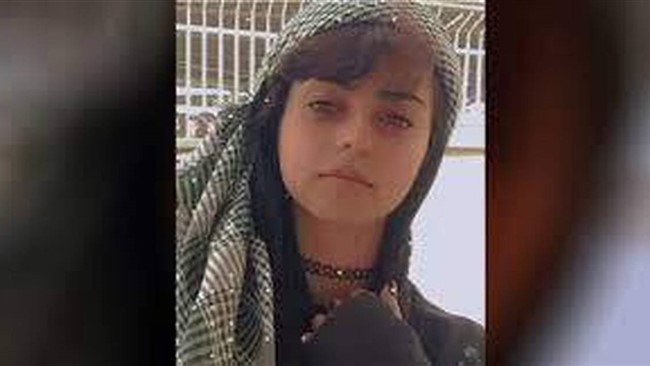 روابط عمومی دادگستری استان ایلام با صدور اطلاعیه ای نسبت به پرونده خانم سونیا شریفی شفاف سازی کرد.
