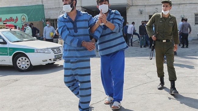 با تلاش مشترک پلیس آگاهی استان و عوامل کلانتری ۱۴ شهرستان کرج سارقان مسلح ‏منطقه عظیمیه دستگیر و روانه زندان شدند. ‏