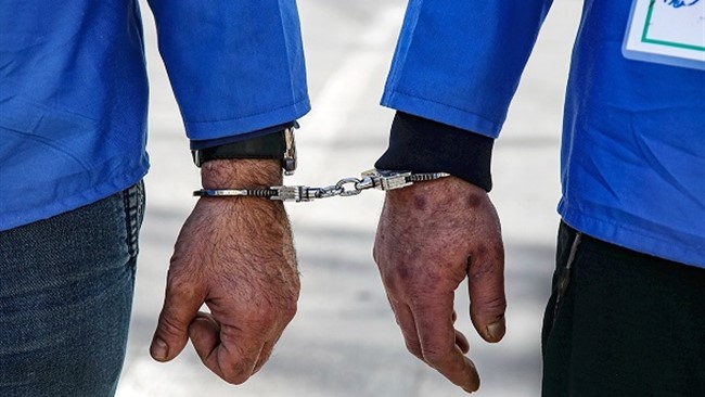 رئیس کل دادگستری مازندران از دستگیری و تعقیب قضایی مدیرکل یکی از دستگاه‌های اجرائی استان، بابت ارتکاب جرائم ارتشاء، اختلاس و نگهداری مشروبات الکلی خبر داد.