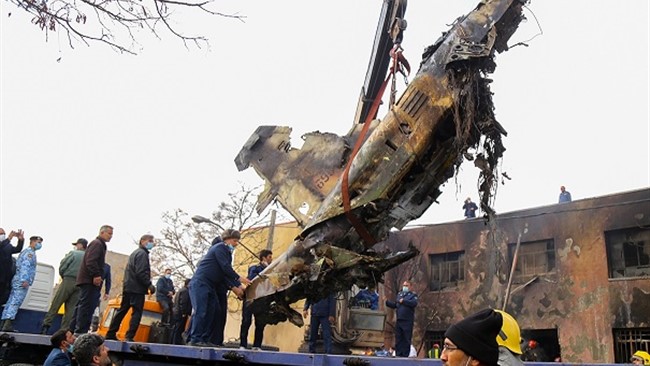 سقوط هواپیمای اف 5 ارتش در تبریز باعث شهادت 2 خلبان و یکی از شهروندان شد. اما این حادثه چطور اتفاق افتاد؟