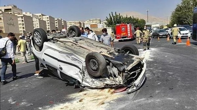 واژگونی سواری پژو پارس محور ایرانشهر به نیکشهر ۴ کشته ومصدوم برجای گذاشت.