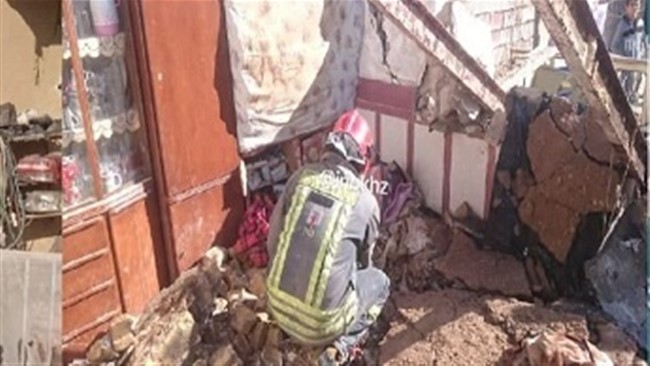 سرپرست اورژانس پیش بیمارستانی و مدیر حوادث دانشگاه علوم پزشکی ایرانشهر گفت: انفجار لوله گاز در ایرانشهر ۴ کشته و مجروح به همراه داشت.