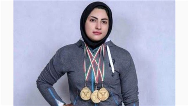 دو بانوی قهرمان وزنه بردار با خداحافظی از ایران به تازگی به سایر کشور‌ها مهاجرت کردند.