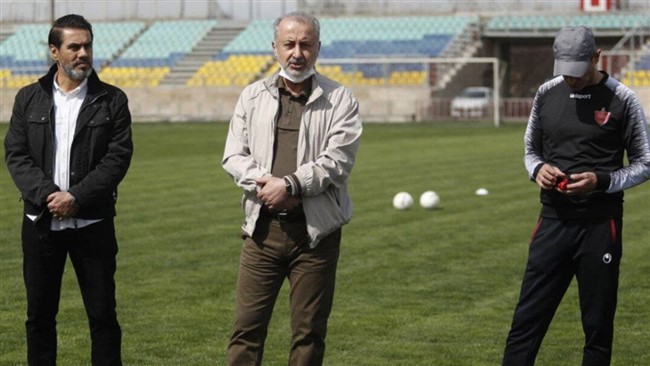 مدیرعامل پرسپولیس اعلام کرد یحیی گل‌محمدی به کار خود در این باشگاه ادامه خواهد داد.