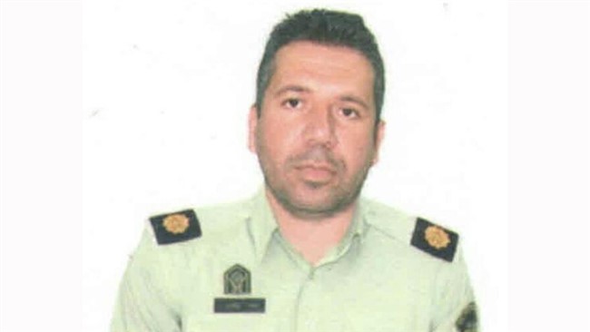 رئیس پلیس پیشگیری تهران بزرگ از شهادت مامور کلانتری ۱۰۸ نواب حین در اجرای ماموریت در محله نواب خبر داد.