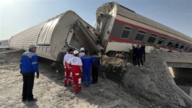 سخنگوی سازمان اورژانس کشور اسامی کامل مصدومان حادثه خروج از ریل قطار مشهد به یزد را اعلام کرد.