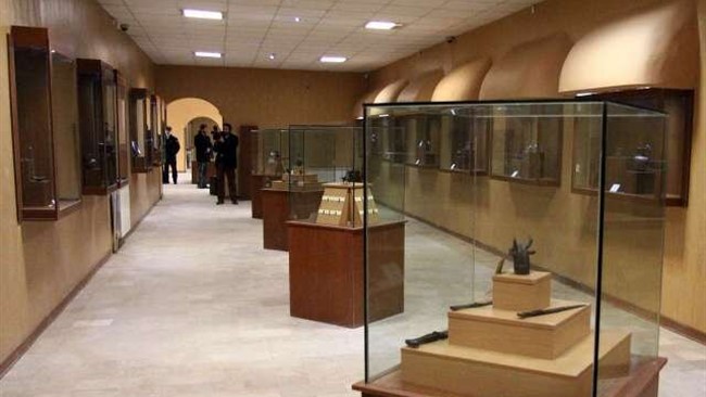 سارق عتیقه‌جات یکی از موزه‌های قدیمی استان همدان جزئیات سرقت خود از این موزه را تشریح کرد.