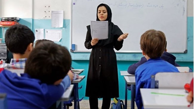 عضو کمیسیون آموزش و تحقیقات مجلس شورای اسلامی آخرین وضعیت قانون رتبه‌بندی معلمان را تشریح کرد.
