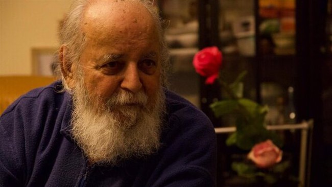 امیر هوشنگ ابتهاج متخلص به سایه، شاعر بلند آوازه ایران در 95 سالگی درگذشت. این خبر را یلدا ابتهاج دختر سایه در صفحه شخصی اش منتشر کرد.