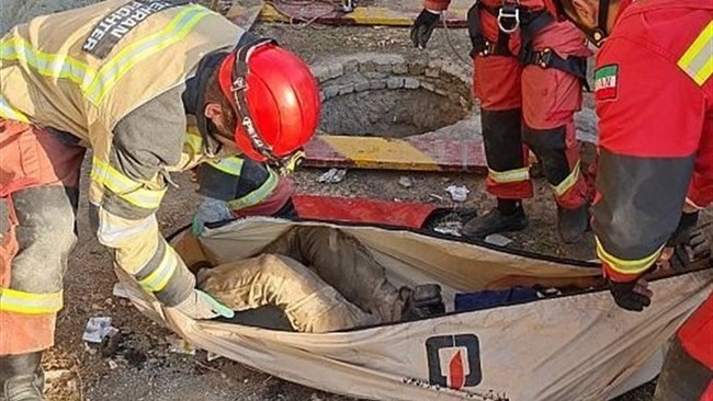 رئیس اورژانس پیش‌بیمارستانی سیرجان گفت: حفاری کانال زیرزمینی به‌سمت لوله انتقال بنزین در حوالی نجف‌شهر موجب مرگ دو نفر شد.