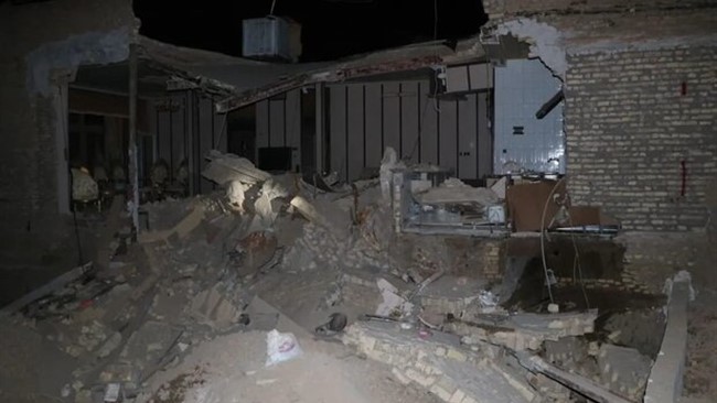 سخنگوی سازمان آتش نشانی و خدمات ایمنی شهرداری اصفهان از ریزش ساختمان ۲طبقه به دلیل گودبرداری در زمین مجاور خبر داد.