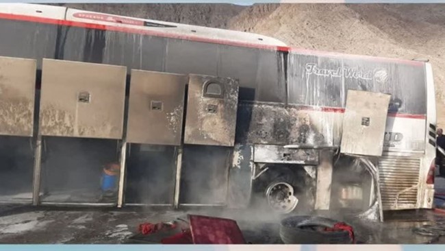 مدیرعامل سازمان آتش‌نشانی و خدمات ایمنی شهرداری کرمان، از نجات جان مسافران اتوبوس از حریق در محور کرمان-زرند توسط آتش‌نشانان، خبر داد