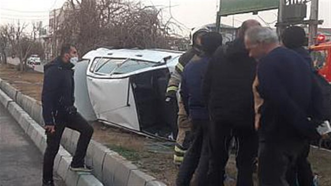 رییس اداره تصادفات پلیس راهنمایی و رانندگی تهران بزرگ از واژگونی مرگبار یک دستگاه سواری پراید در غرب تهران خبر داد.