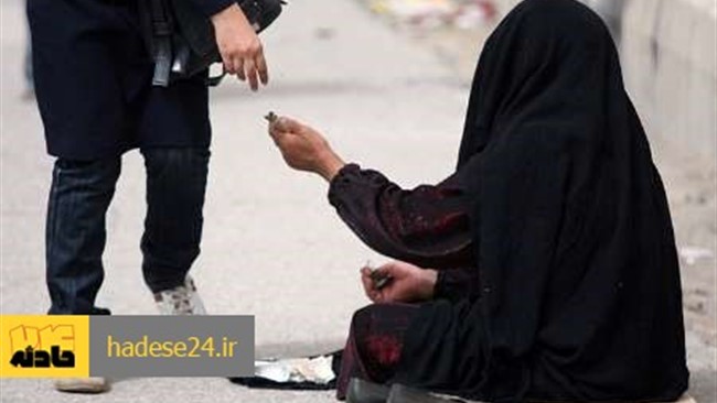 زنی که بارها به گدایی در خیابان‌های شهر یزد پرداخته بود با دستور قضایی بازداشت شد.