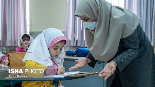 مدیرکل آموزش و پرورش استان بوشهر گفت: در طرح رتبه‌بندی معلمان مدارک بیش از هفت هزار و ۵۰۰ فرهنگی استان تأیید شده است.
