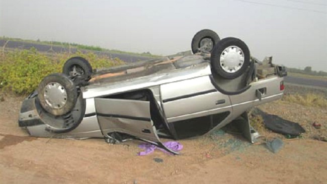 سخنگوی مرکز اورژانس استان اصفهان از مصدومیت ۱۳ نفر در حادثه واژگون شدن خودروی ۴۰۵ در مبارکه خبر داد.