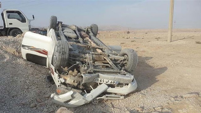 رئیس اورژانس‌ پیش بیمارستانی دانشگاه علوم پزشکی زاهدان از وقوع حادثه رانندگی و ۱۵ کشته و زخمی بر اثر واژگونی خودروی وانت حامل اتباع بیگانه غیرمجاز در منطقه بلوچستان خبر داد.