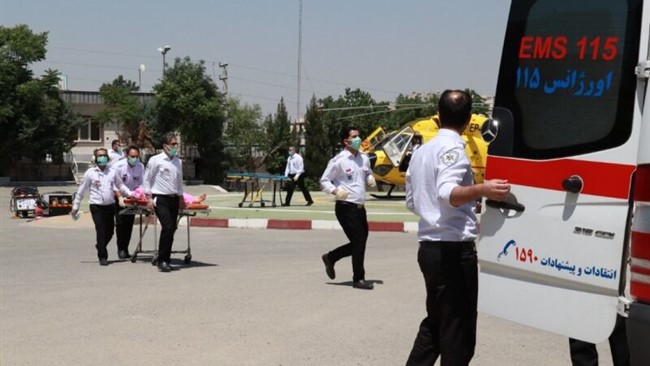 سرپرست اورژانس تهران گفت: بعدازظهر دیروز گزارشی تصادف یک موتورسیکلت و عابر پیاده در تهرانپارس به مرکز ۱۱۵ اعلام شد. بلافاصله نیروهای اورژانس اعزام شدند.