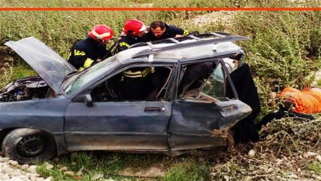 فرمانده انتظامی ساوجبلاغ از واژگونی یک دستگاه خودروی پراید و سقوط آن به دره‌ای در جاده برغان منطقه چندار خبر داد و گفت: در این حادثه دلخراش یک نفر کشته و سه نفر مجروح شدند.