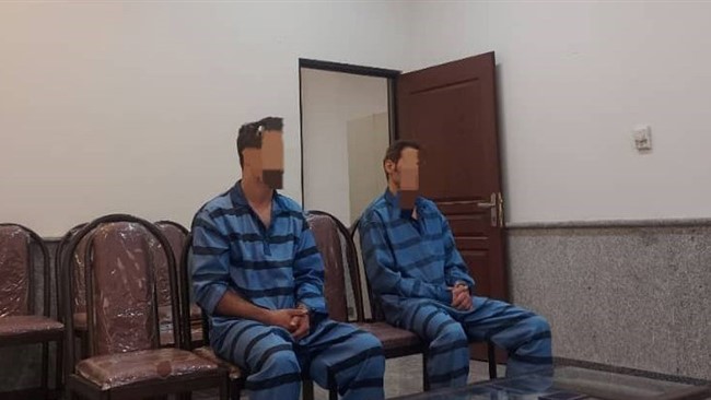 2 مرد جوان که متهم‌اند یک زن و مرد مسیحی را حین سرقت به قتل رسانده‌اند، در دادگاه کیفری تهران محاکمه شدند و پرده از اسرار این جنایت‌ها برداشتند.
