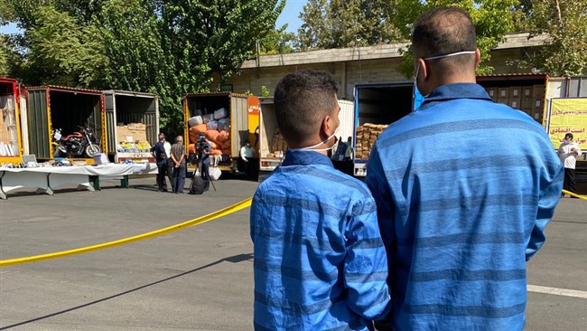 فرمانده انتظامی شهرستان شیروان، از اقدام به موقع پلیس این شهرستان در دستگیری دو نفر از اوباش سابقه دار که قصد آزار و اذیت دانش آموزان داشتند خبر داد.