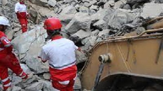 یک کارگر ساختمانی در دزفول در اثر ریزش آوار سقف یک ساختمان در حال ساخت مصدوم شد.