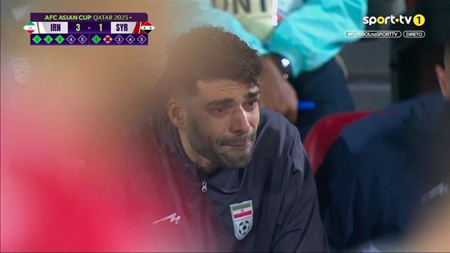 ستاره تیم ملی ایران در حین ضربات پنالتی به شدت احساساتی شد.