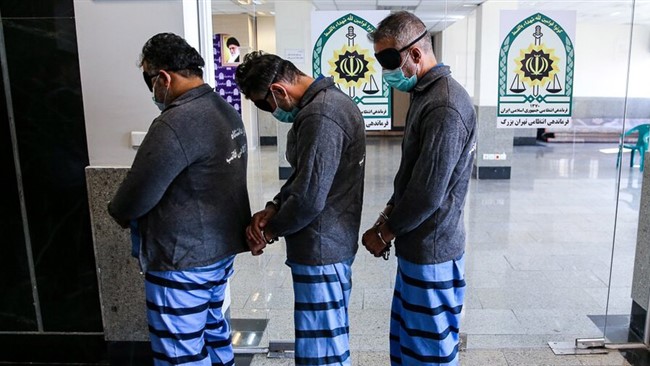سه سارق بی‌رحم که در جریان یک زورگیری مرتکب قتل پسری ۲۰ساله شده بودند، دستگیر شدند.