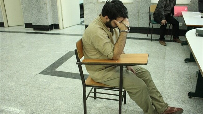 با تلاش سرپرست دادسرای جنایی و بازپرس ویژه قتل تهران، مردی که به جرم قتل ۱۴ سال در زندان بود و در این مدت هیچ کس به ملاقاتش نرفته بود، از قصاص رهایی یافت و از زندان آزاد شد.