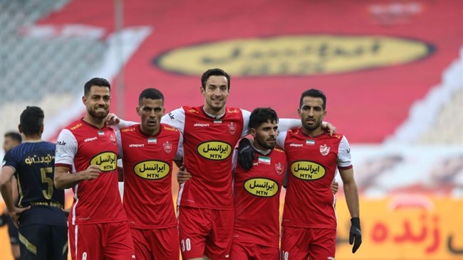 سازمان لیگ بر اساس درخواست تیم های استقلال و پرسپولیس بازی این تیم ها در مرحله یک هشتم نهایی جام حذفی را به تعویق انداخت.