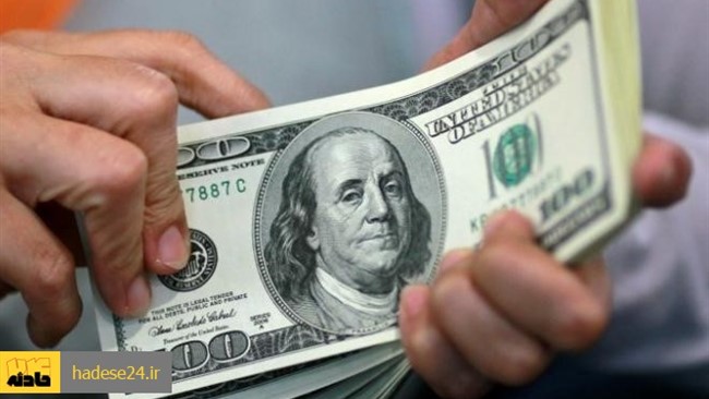 رئیس اتاق مشترک بازرگانی ایران و عراق گفت: با اقدامات بانک مرکزی امکان دارد نرخ ارز در ماه‌های ابتدایی سال آینده نزولی شود و سوداگرانی که مانند سال گذشته اقدام به خرید ارز کردند متضرر شوند.