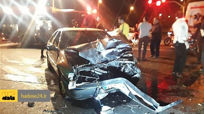 معاون امداد و نجات جمعیت هلال احمر خوزستان از مرگ پنج نفر و مصدوم شدن سه نفر در پی برخورد دو خودرو در محور دارخوین - خرمشهر خبر داد.