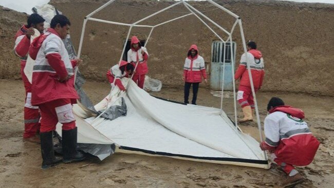 رییس سازمان امدادونجات با اشاره به امدادرسانی به ۷ استان به دلیل سیل، از برپایی ۳ اردوگاه اسکان اضطراری در شهرستان جاسک سیستان‌وبلوچستان خبر داد.
