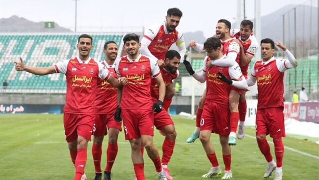 پیشکسوت پرسپولیس می‌گوید اگر پرسپولیس شمس‌آذر را ببرد صد درصد قهرمان لیگ برتر می‌شود.