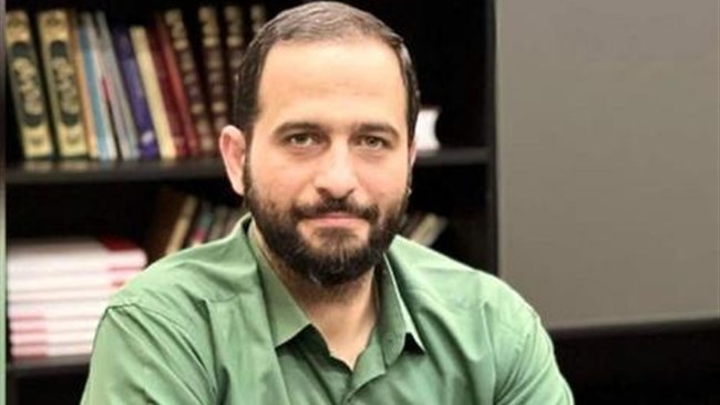 محسن برهانی، حقوقدان منتقد که پیشتر حکم وی قطعی شده بود برای اجرای حکم قانونی دادگاه، احضار و به زندان معرفی شد.