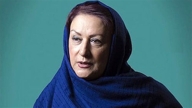 عکس‌هایی جالب و دیدنی از مریم امیر جلالی یکی از بازیگران مطرح سریالهای طنز در روز عروسی اش با چهره‌ای بسیار متفاوت منتشر شده است.
مریم امیرجلالی بازیگر است. شهرت او بیشتر به‌خاطر بازی در مجموعه‌های طنز دههٔ 1380 مانند خانه به دوش (1383)، متهم گریخت (1384) و ترش و شیرین (1386) است. او به‌عنوان خواننده با گروه موسیقی بیان نیز همکاری داشته‌است.