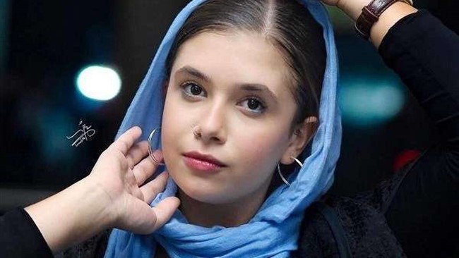 سلفی جدید و زیبایی که نفس بازغی، بازیگر سینما از خودش منتشر کرد را ببینید.