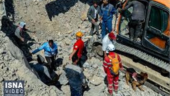 ریزش سقف کارگاه استخراج سنتی زغال‌سنگ در کارگاه شرکت معدنی گلشن صنعت فلات در منطقه زغالی پروده طبس، موجب فوت یک معدنچی شده است.