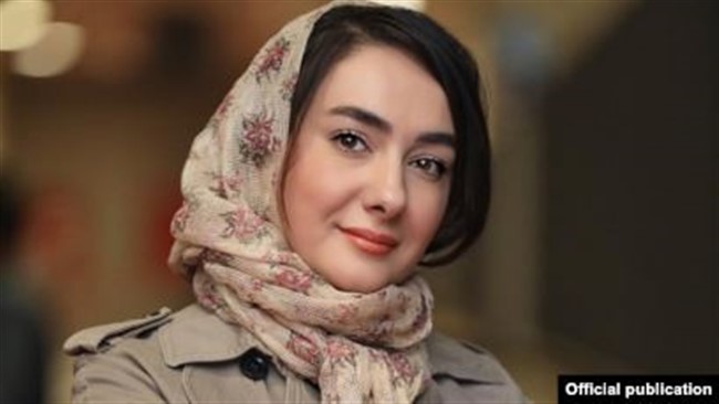 انتشار عکس‌های جدید هانیه توسلی در یک کلینیک زیبایی در ریچموندهیل اونتاریوی کانادا این شائبه را ایجاد کرده است که شاید این بازیگر ۴۶ ساله نیز به جرگه‌ی بازیگران مهاجرت‌کرده از ایران پیوسته باشد.
این بازیگر جزو آن دسته از هنرمندانی بود که در جریان اتفاقات ۱۴۰۱ برای مدتی ممنوع‌التصویر و ممنوع‌الفعالیت شده بود.⁩