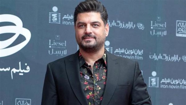 تصویری از سام درخشانی در جشن تولد دخترش را مشاهده می‌کنید.