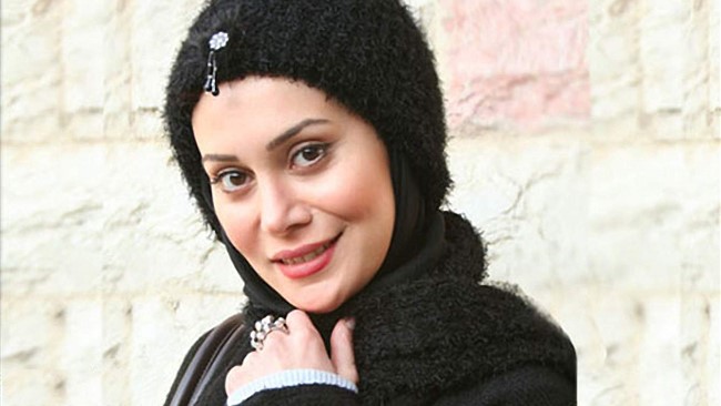 روح‌الله بالش‌آبادی (عکاس) در صفحه اینستاگرام خود از ازدواج آرام جعفری و بابک انصاری (بازیگران سینما و تلویزیون ) خبر داد.